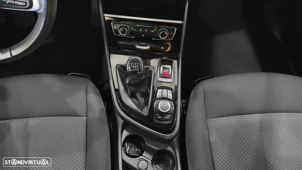 BMW 216 Active Tourer - 39