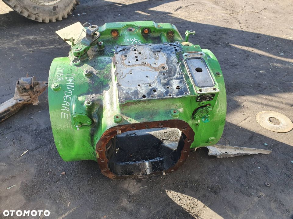OBUDOWA SKRZYNI JOHN DEERE 5090M MOSTU REDUKTORA - 4