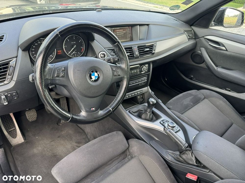 BMW X1 xDrive18d Sport Line - 18