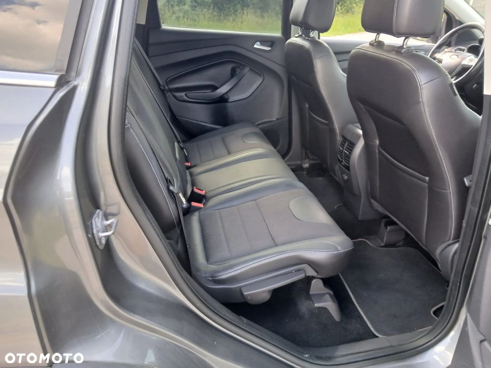 Ford Kuga 2.0 TDCi 4x4 Titanium - 19