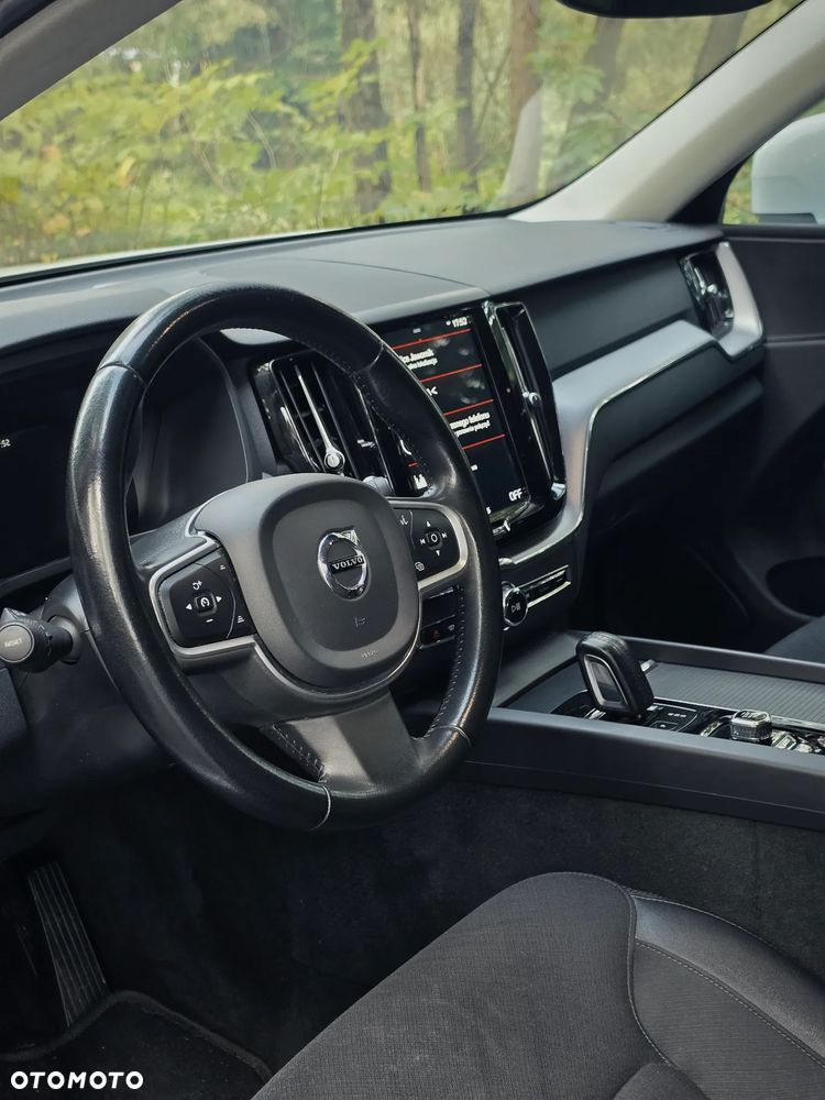 Volvo XC 60 B4 D AWD Momentum Pro - 15