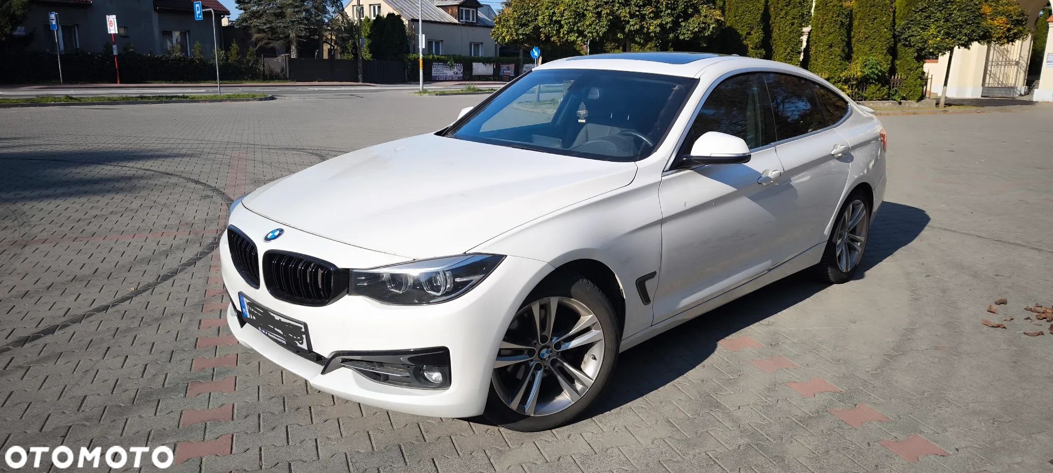 BMW 3GT 330i GPF xDrive - 1