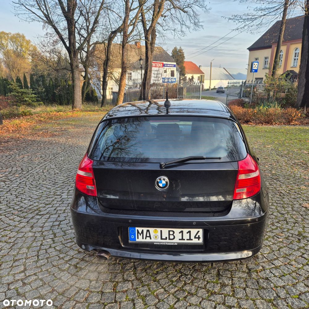 BMW Seria 1 116i - 6