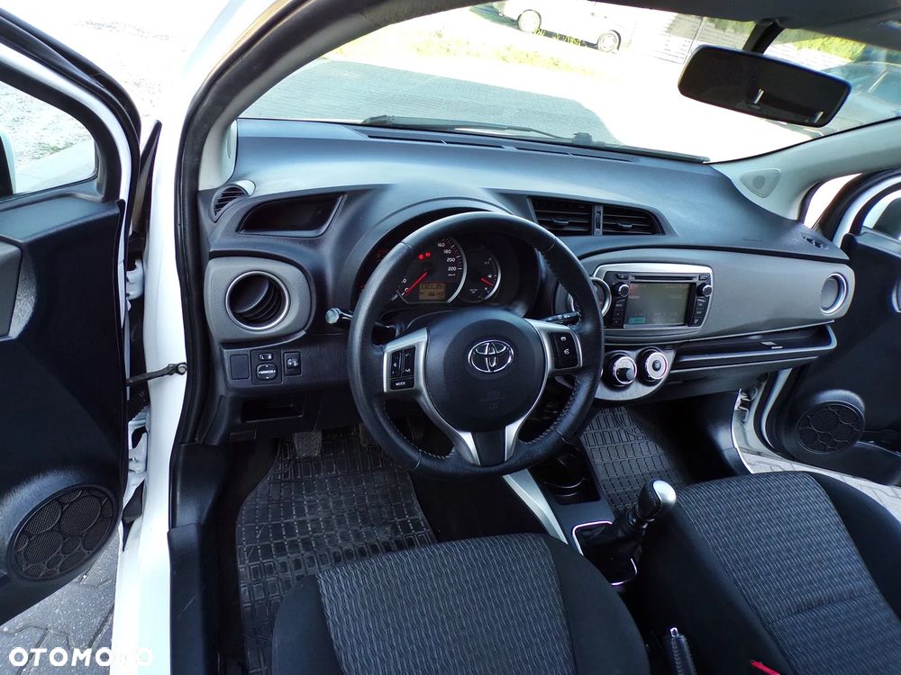 Toyota Yaris 1.33 VVT-i Comfort - 15
