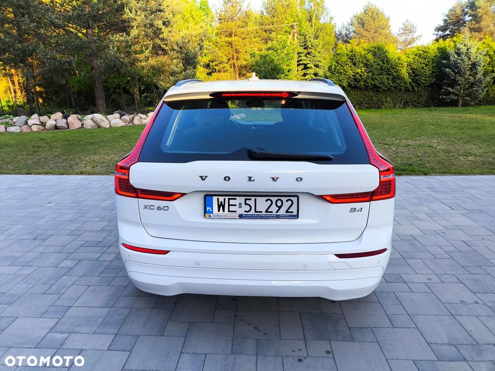 Volvo XC 60 B4 B Momentum Pro - 6