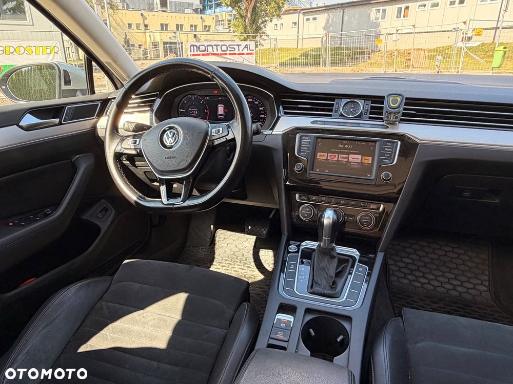 Volkswagen Passat 2.0 TDI (BlueMotion Technology) DSG Highline - 8