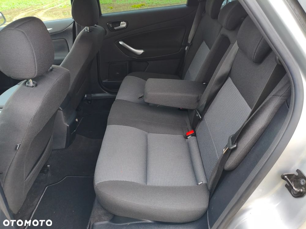 Ford Mondeo 1.6 Ti-VCT Ambiente - 13