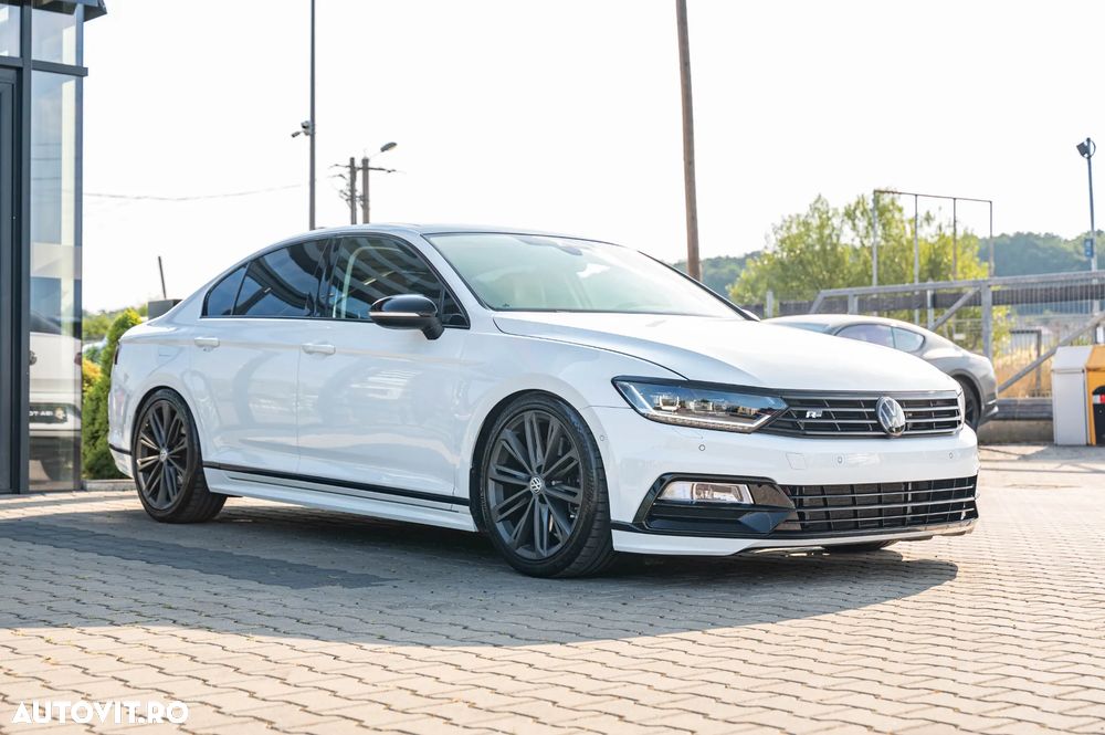 Volkswagen Passat - 38