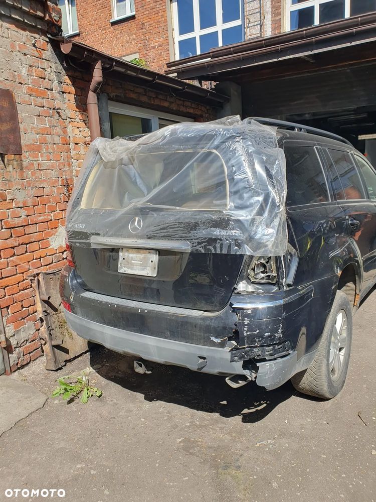 Mercedes-Benz GL 450 4Matic 7G-TRONIC - 8