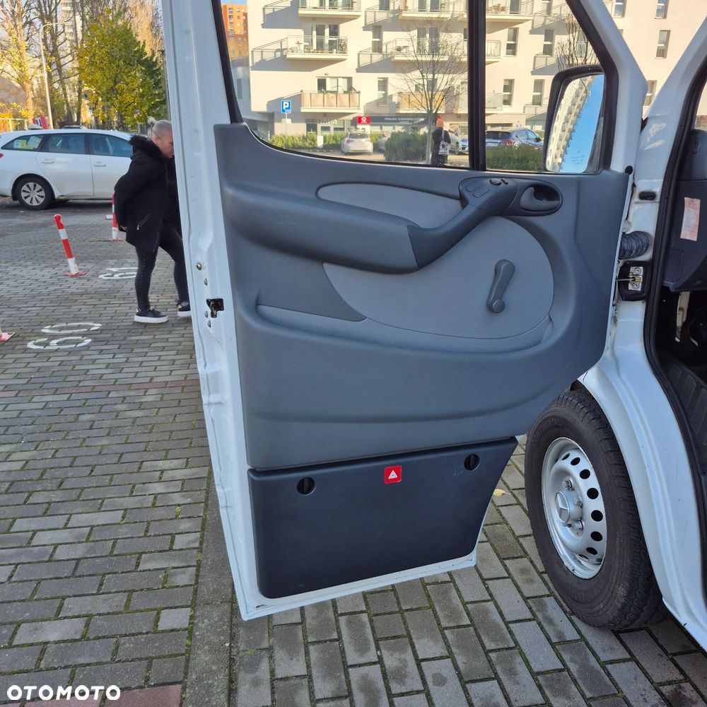 Mercedes-Benz Sprinter - 31