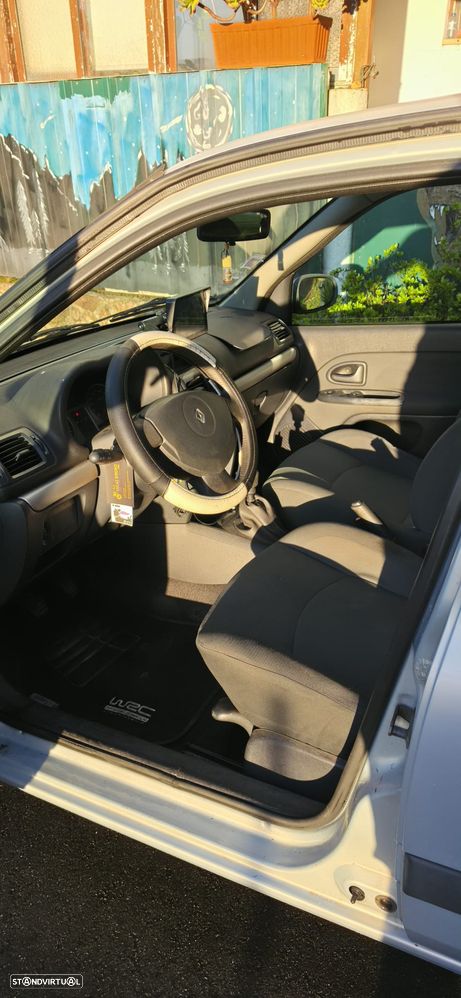 Renault Clio 1.2 16V Best Years - 6