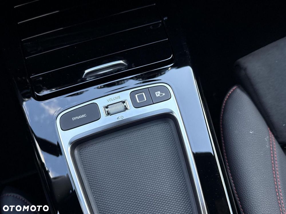 Mercedes-Benz CLA - 19