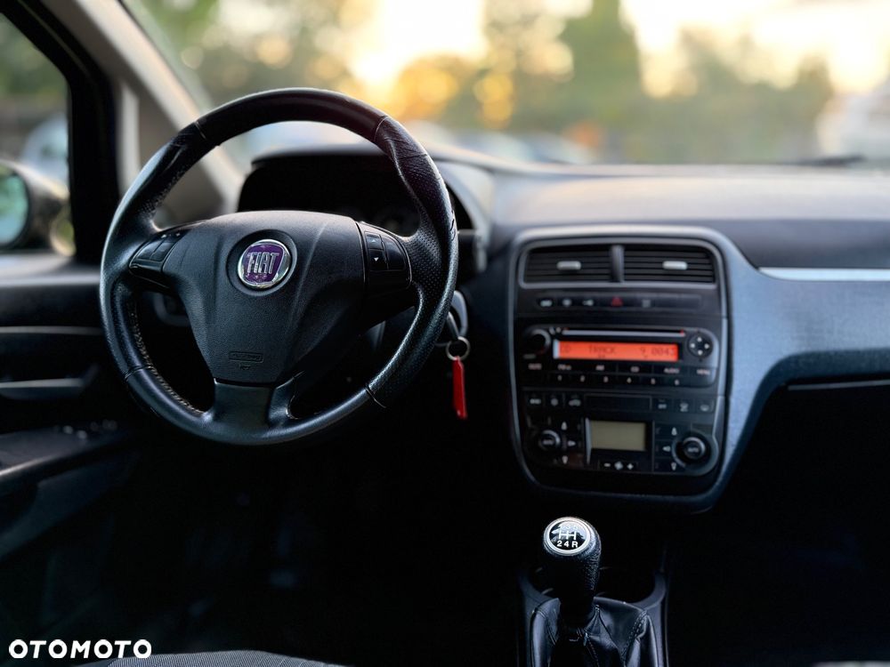Fiat Grande Punto - 9