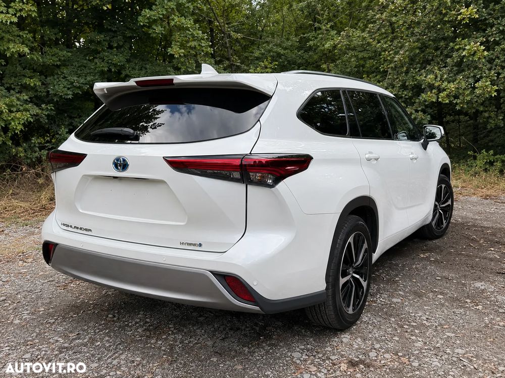 Toyota Highlander 2.5 L Dynamic Force 248CP Luxury Pearly - 3