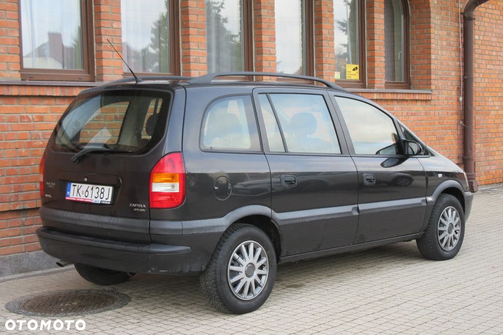 Opel Zafira - 8