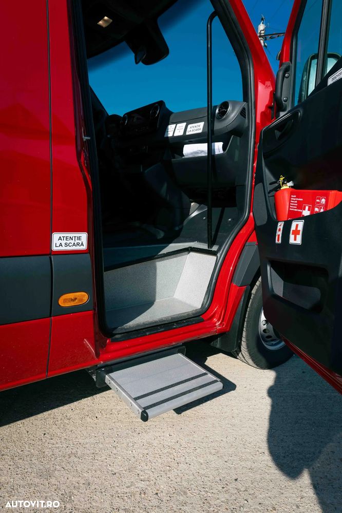Mercedes-Benz SPRINTER - 6
