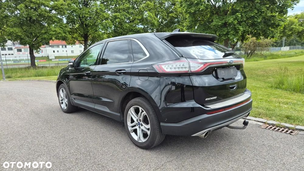 Ford Edge - 5
