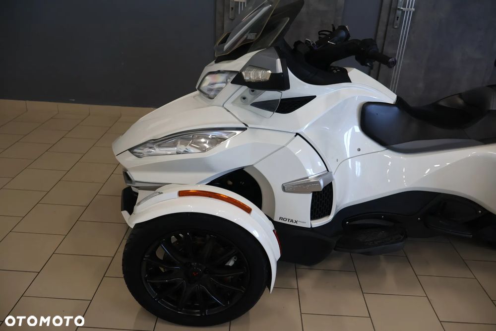 Can-Am Spyder - 7