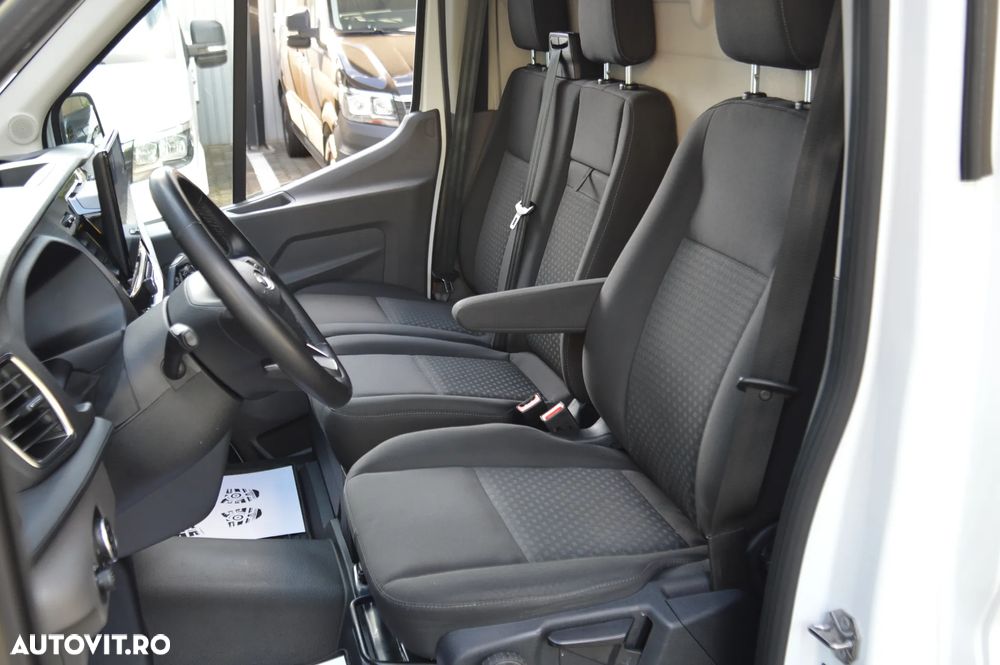 Ford E-TRANSIT L3H2 3500KG - 11