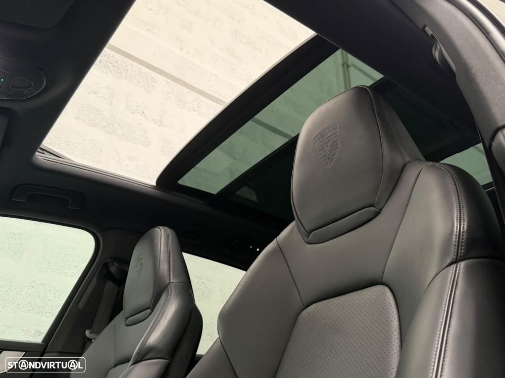 Porsche Cayenne E-Hybrid - 6