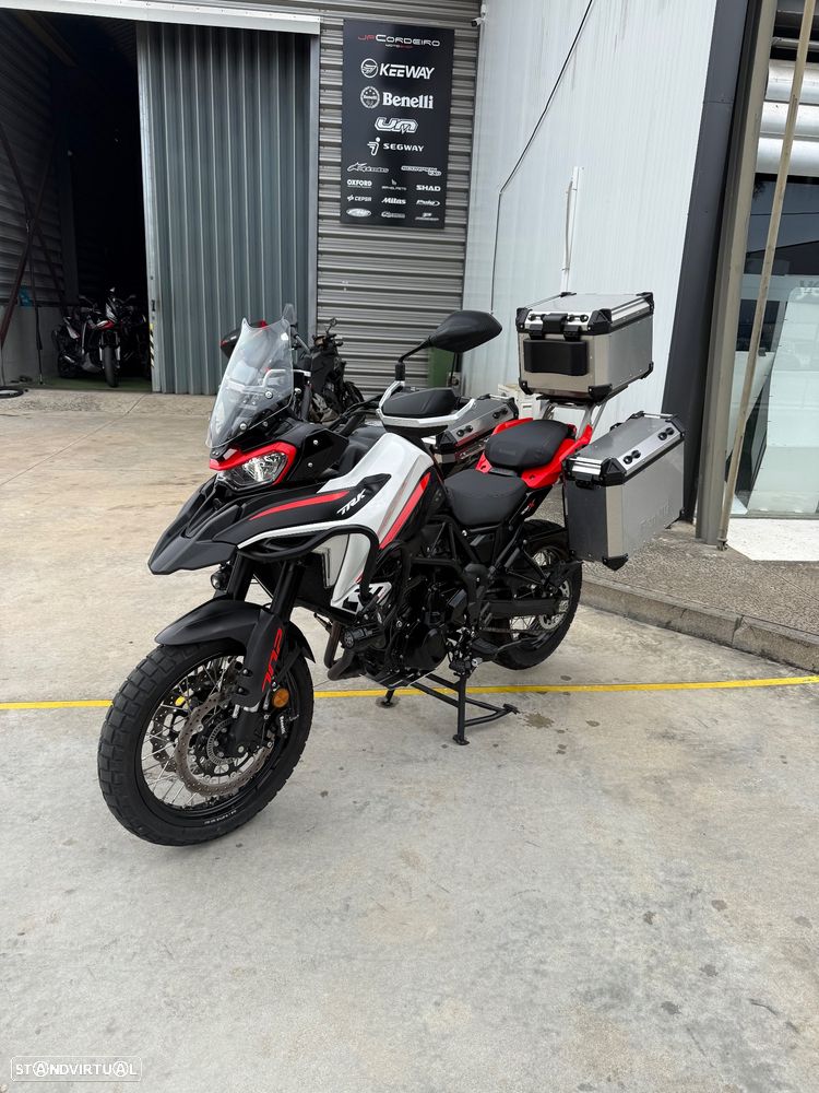 Benelli TRK 702 X com malas de alumínio - 8