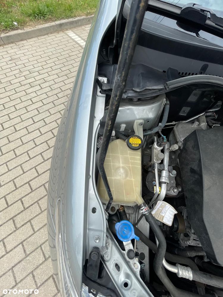 Toyota Auris 1.6 Valvematic Executive - 28