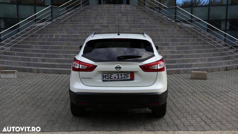 Nissan Qashqai 1.6 DCI Start/Stop 4X4-i Tekna - 11
