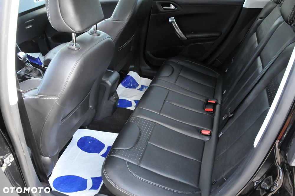 Peugeot 2008 PureTech 130 Stop&Start Allure - 23