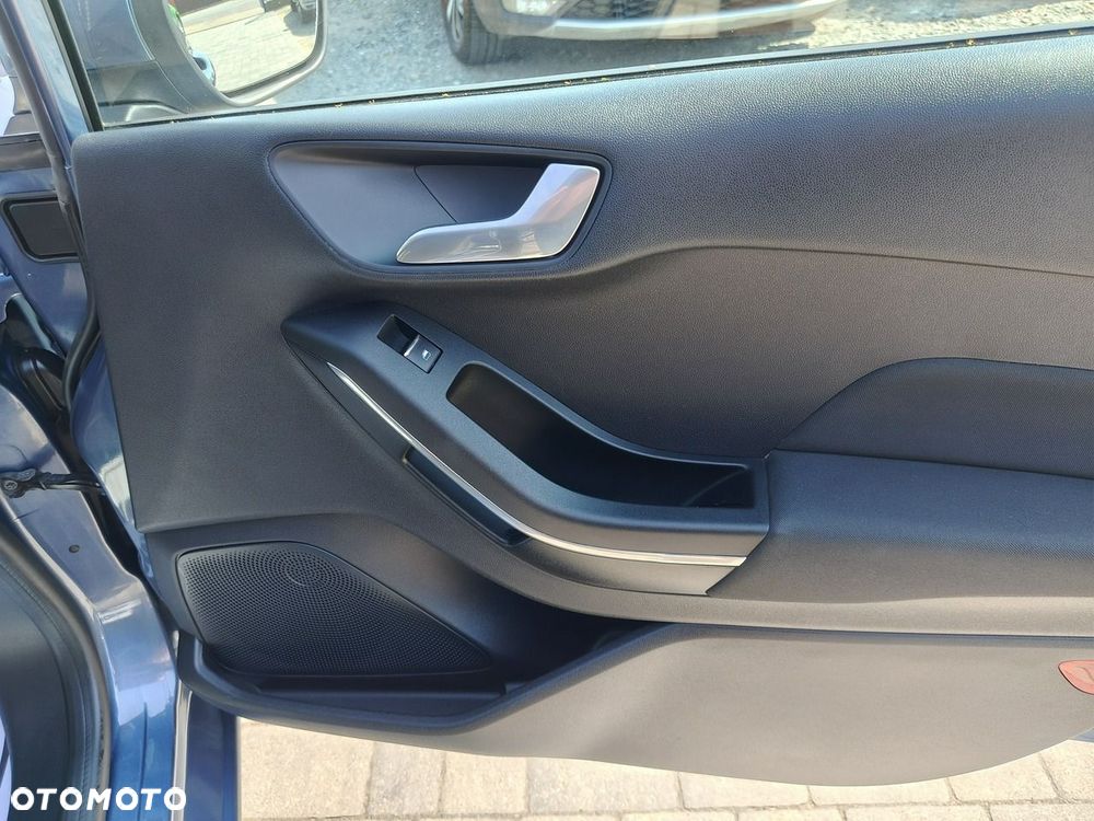Ford Fiesta - 22