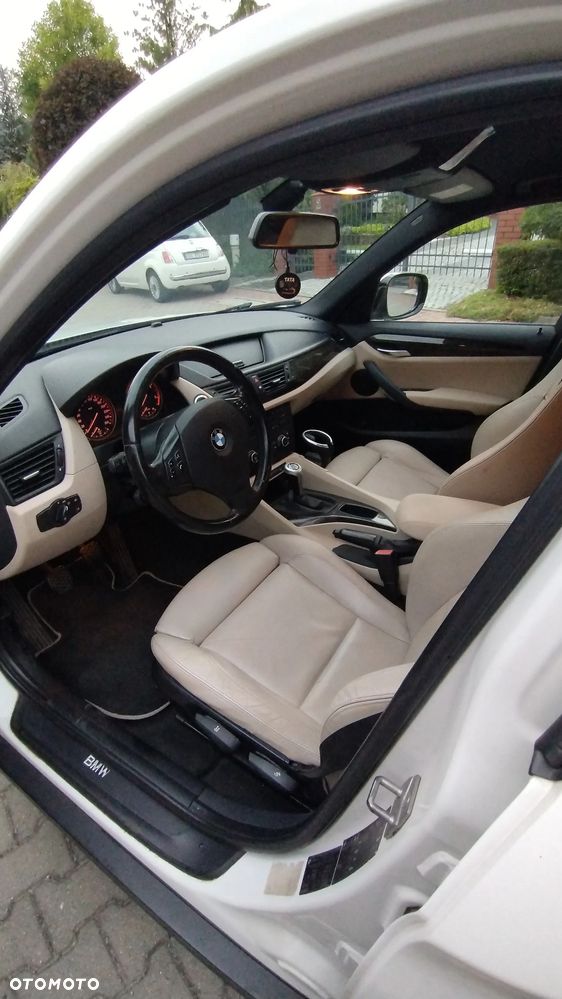 BMW X1 sDrive20d - 8