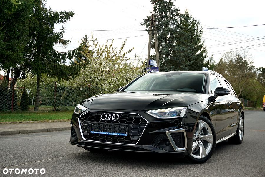 Audi A4 Avant 35 TFSI S tronic S line - 1