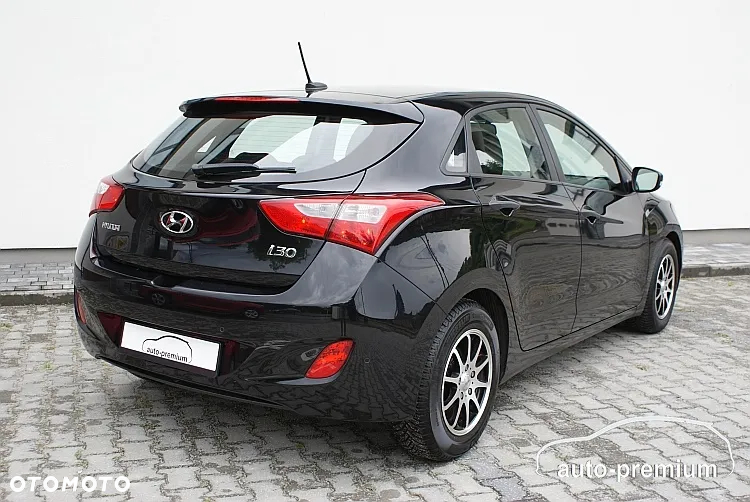 Hyundai i30 blue 1.4 Classic Navigation - 4