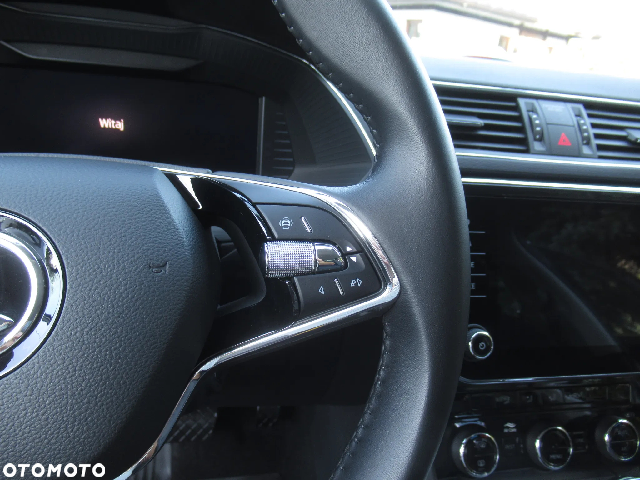 Skoda Superb 2.0 TSI Ambition DSG - 14