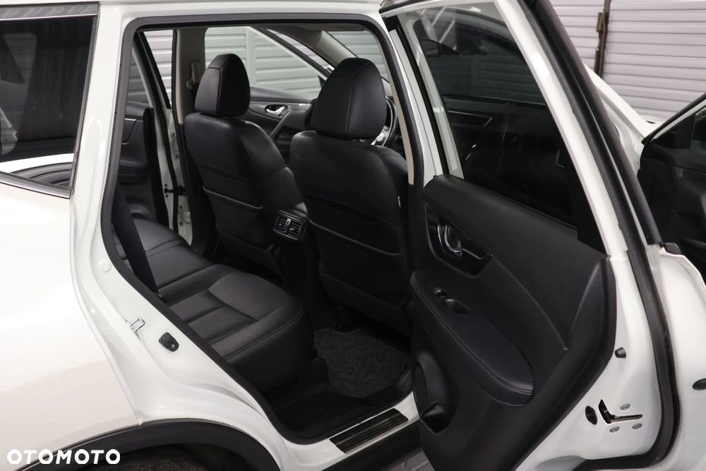 Nissan X-Trail 1.6 DCi Tekna 4WD EU6 - 12