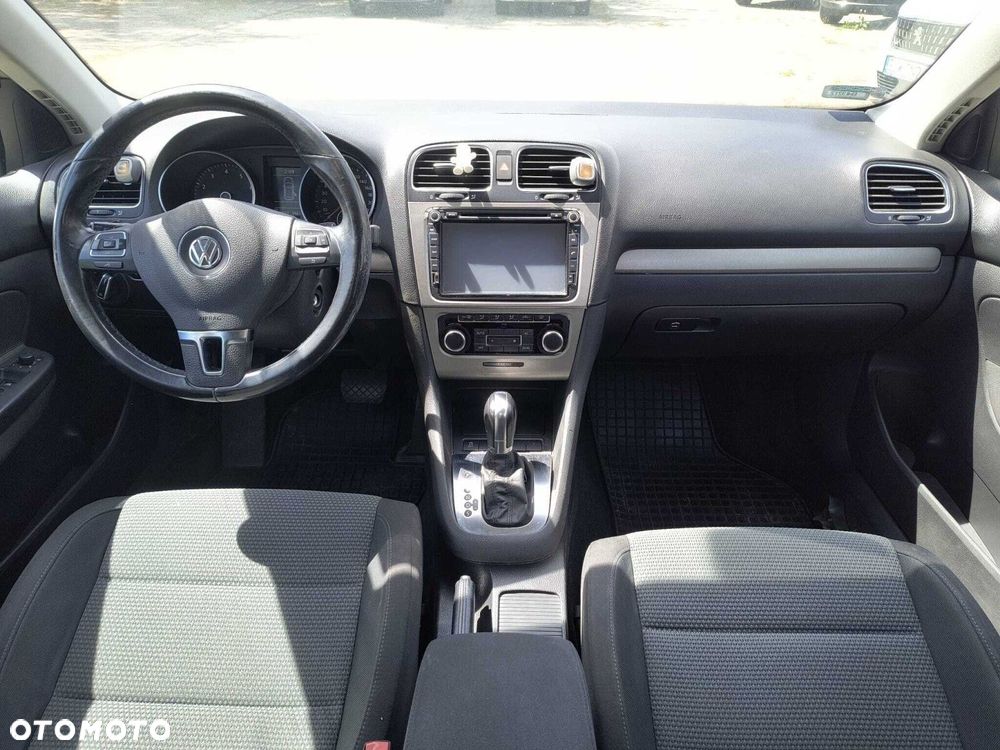 Volkswagen Golf - 16
