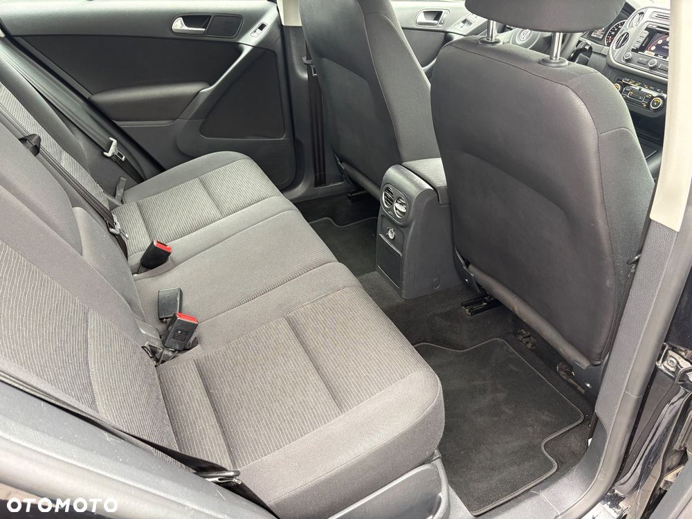 Volkswagen Tiguan - 27