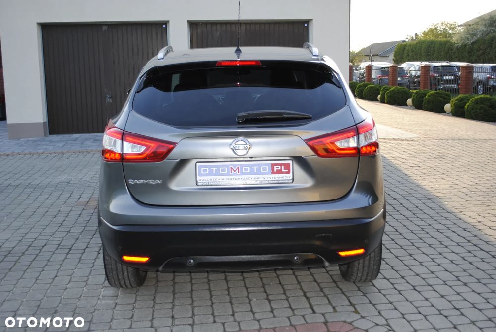 Nissan Qashqai 1.6 DCi N-Connecta - 6