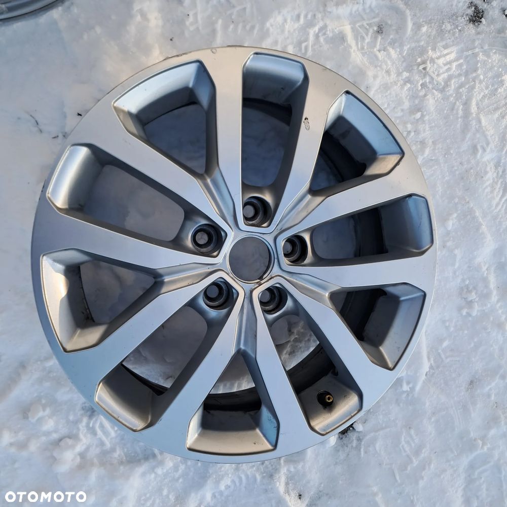 Felga Aluminiowa Duster Clio Kadjar koleos Aquila 403004770R 403004615R 7Jx17 et40 - 1