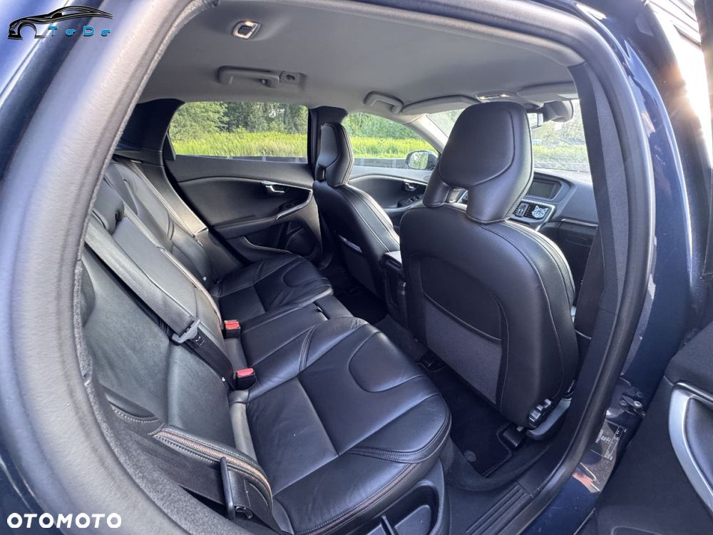 Volvo V40 Cross Country D3 Summum - 32