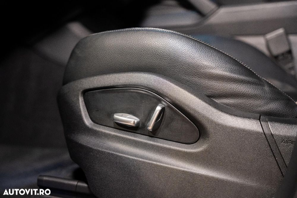 Porsche Cayenne Standard - 33