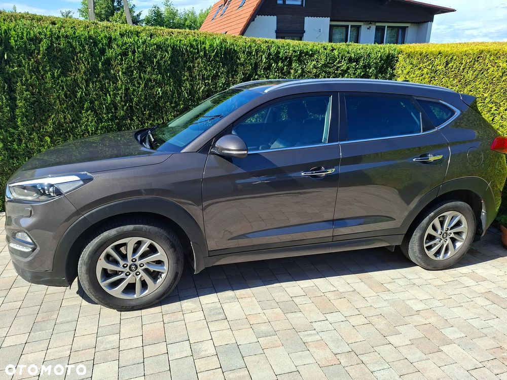Hyundai Tucson 1.7 CRDI BlueDrive Style 2WD - 1