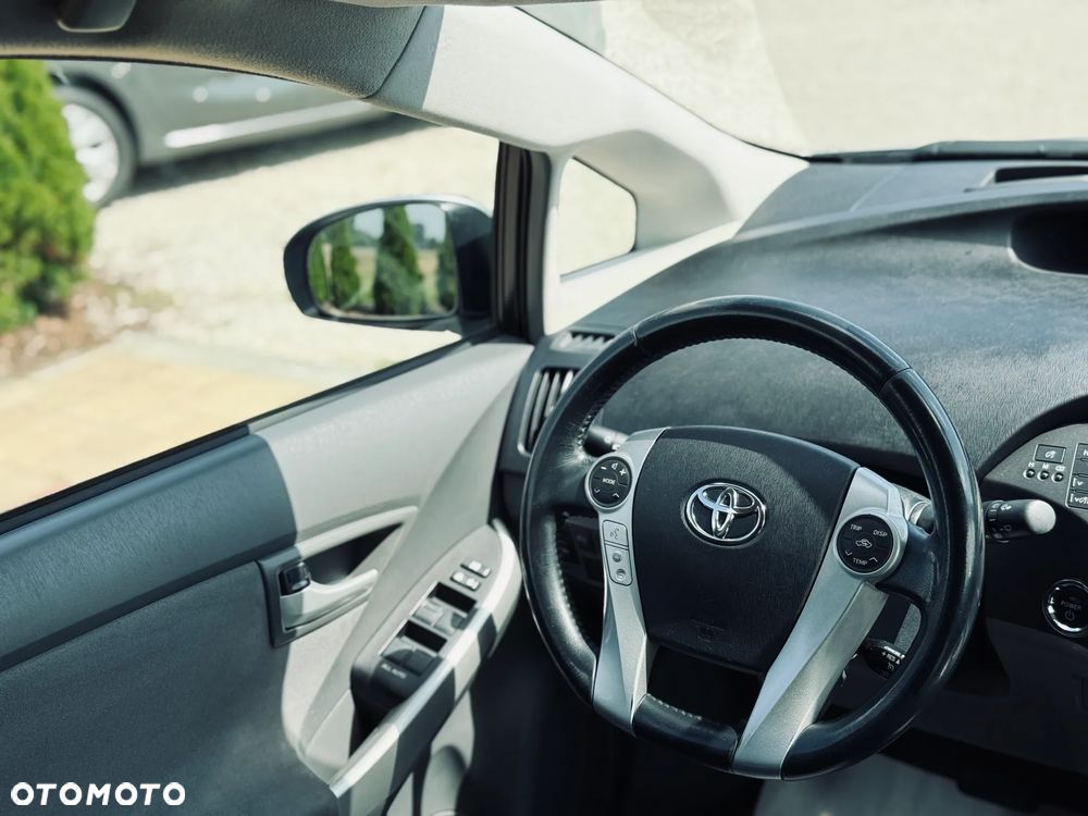 Toyota Prius (Hybrid) Comfort - 25