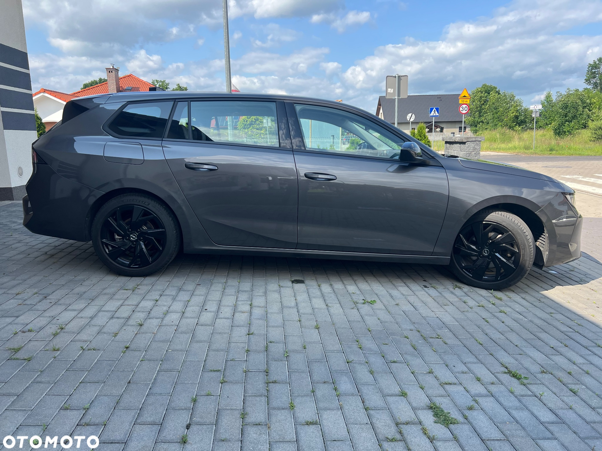 Opel Astra 1.2 Turbo Enjoy - 9