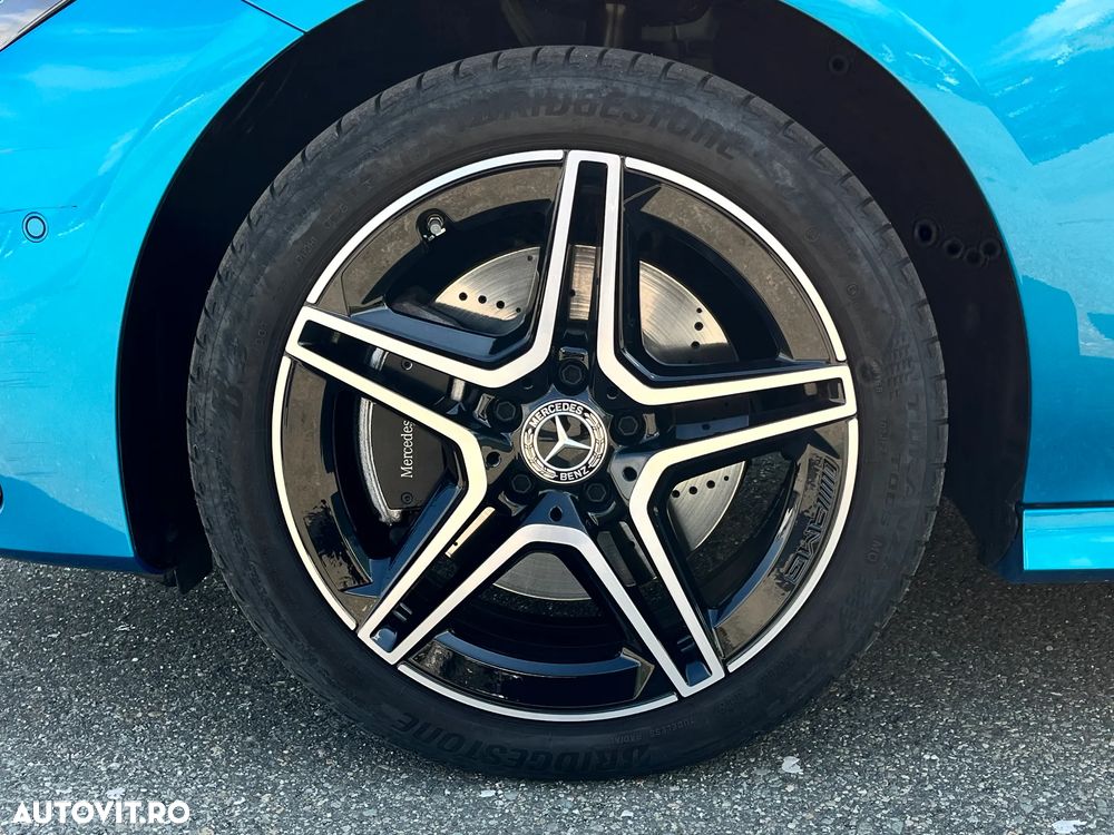 Mercedes-Benz CLA 250 e 8G-DCT - 29