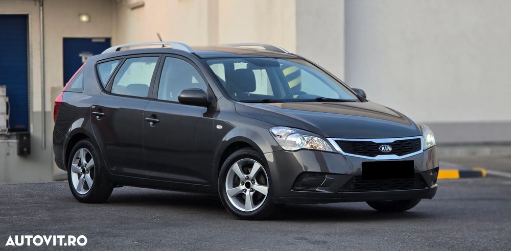 Kia Ceed 1.6 DSL CITY - 2