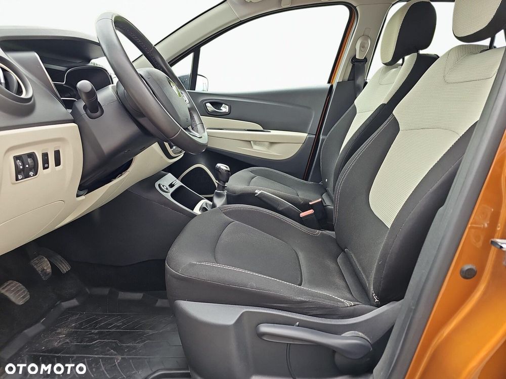 Renault Captur 1.2 Energy TCe Limited - 17