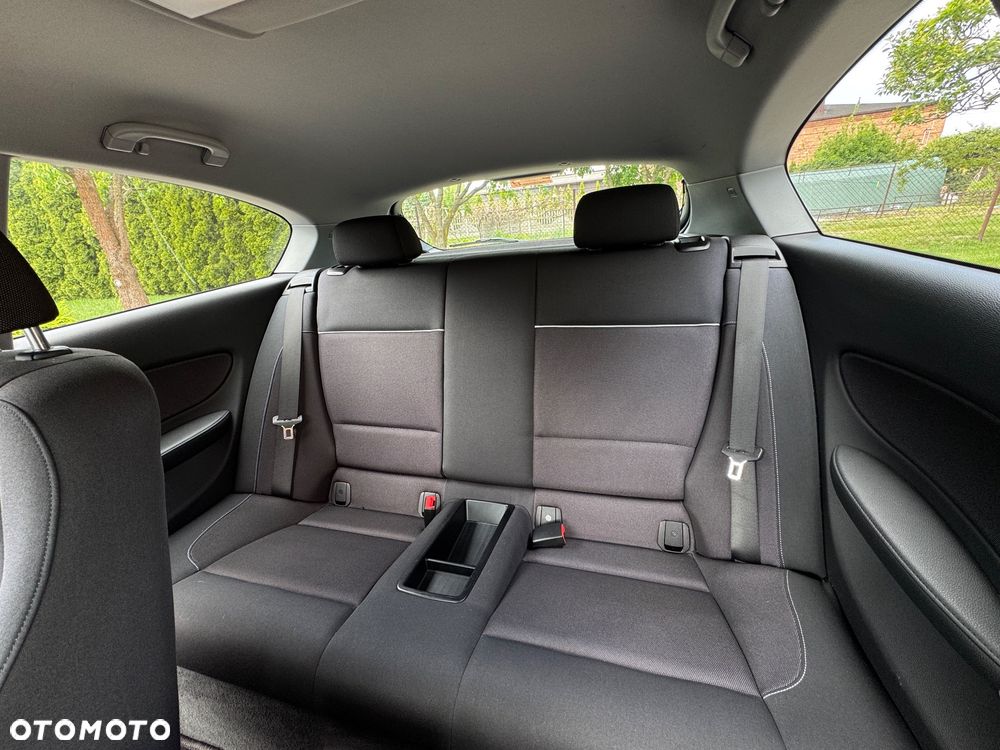 BMW Seria 1 118d - 9