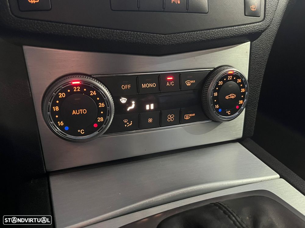 Mercedes-Benz C 220 Station CDI DPF Auto Avantgarde - 21