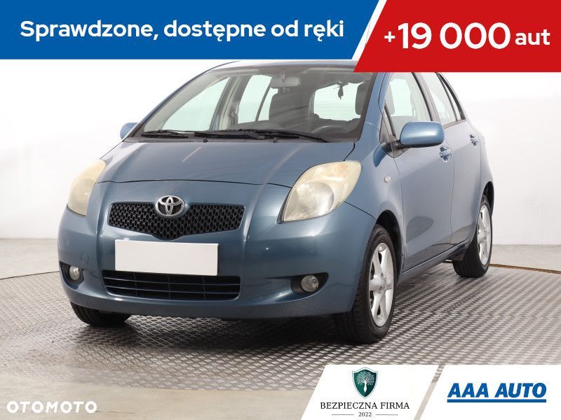 Toyota Yaris - 1