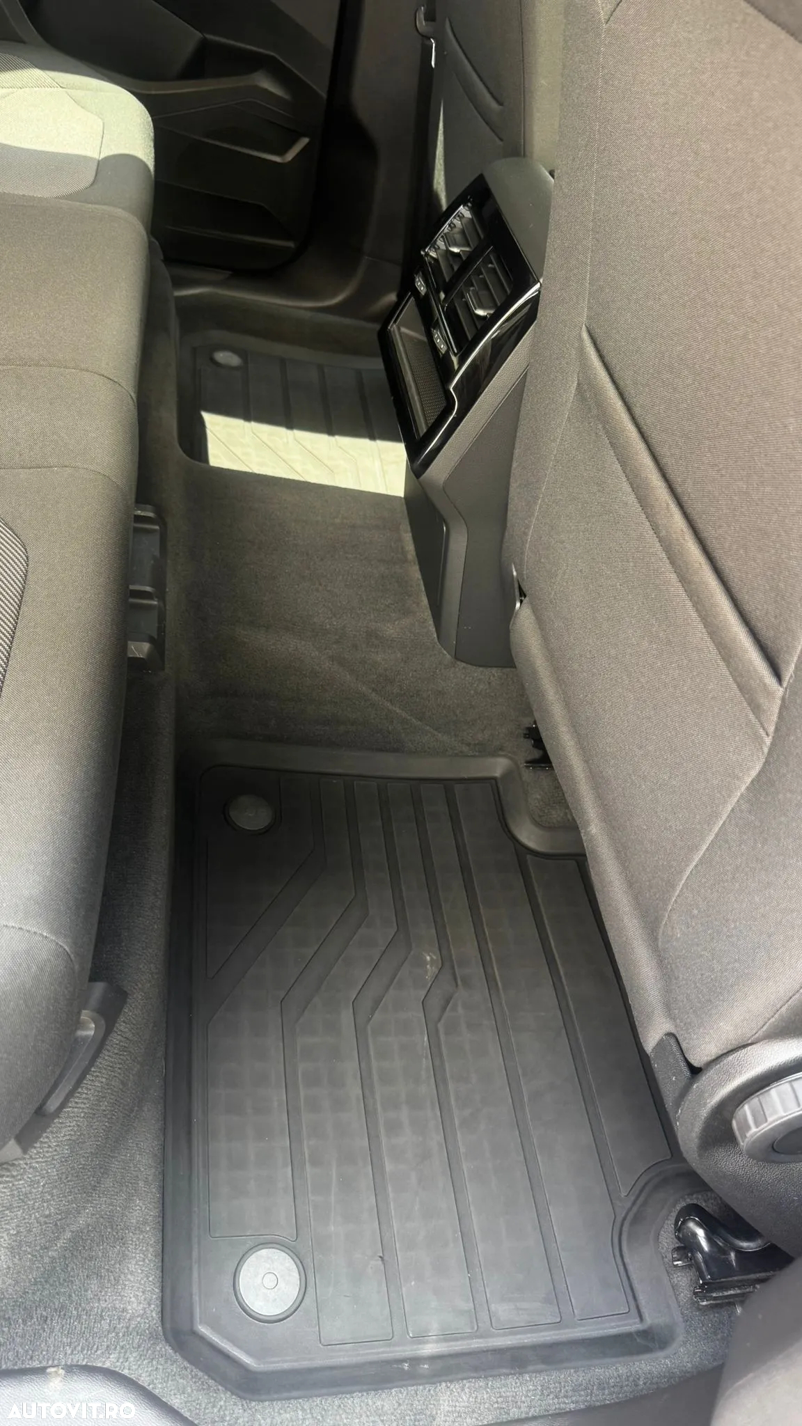 Volkswagen Touareg V6 TDI Elegance - 13